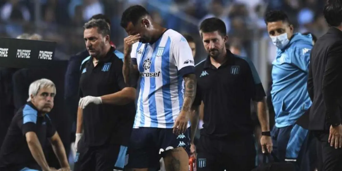 El colombiano no continuaría en la Academia, pero no le encuentran club para el siguiente mercado de pases