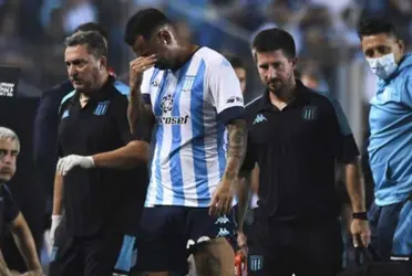 El colombiano no continuaría en la Academia, pero no le encuentran club para el siguiente mercado de pases