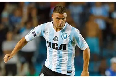 El defensor de Racing se hartó del trato con la dirigencia y tomó una decisión