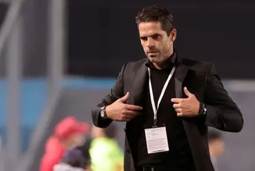 El entrenador se enteró que los dirigentes no pidieron a la Federación de Paraguay que Rojas se quede hasta el duelo con Instituto