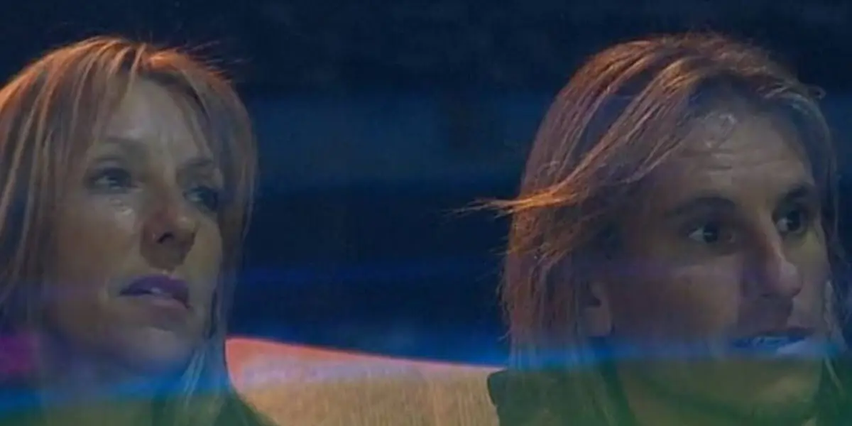 El ex DT de la Academia Sebastían Beccacecce, hoy entrenador del Elche, observa desde un palco del Cilindro de Avellaneda el partido Racing y Vélez