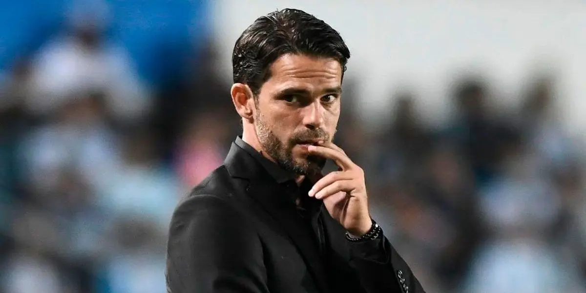 El presente del equipo no es bueno y el hincha reclama más minutos para uno de los referentes.