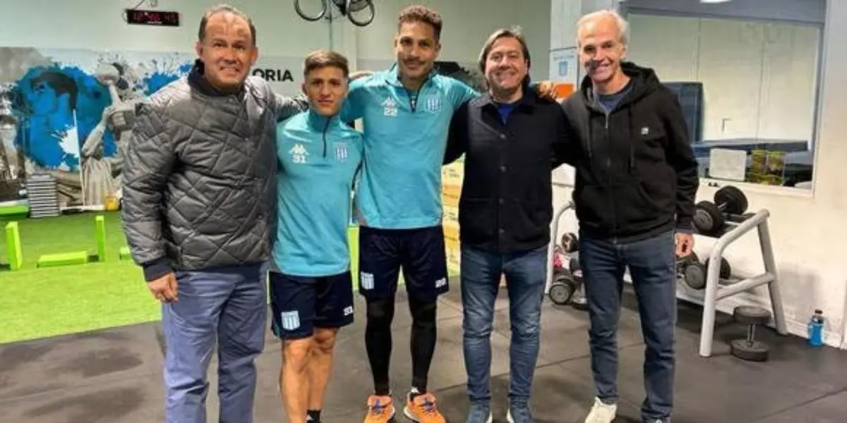 Los jugadores de Racing recibieron la visita del entrenador de la Bicolor